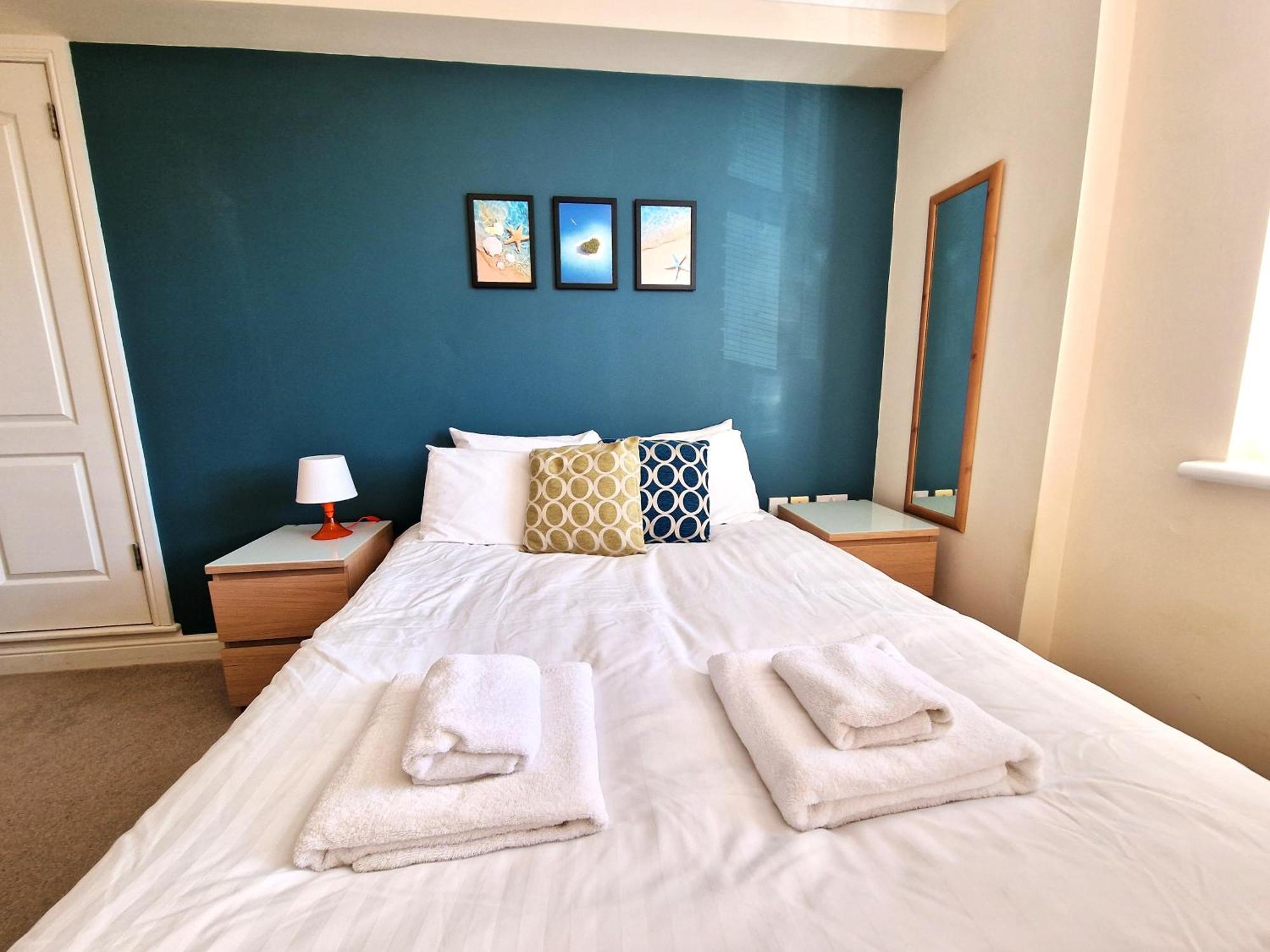 Old Town Apartments 스윈던 외부 사진